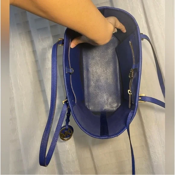 Michael Kors Purse - Picture 11 of 16